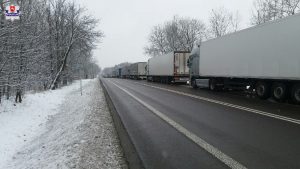 При въезде в Польшу водителям грузовиков необходимо предъявлять отрицательный тест на SARS-CoV-2