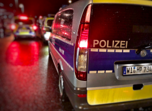 У Німеччині кілька водіїв вантажівок спільними зусиллями зупинили вантажівку п'яного колеги