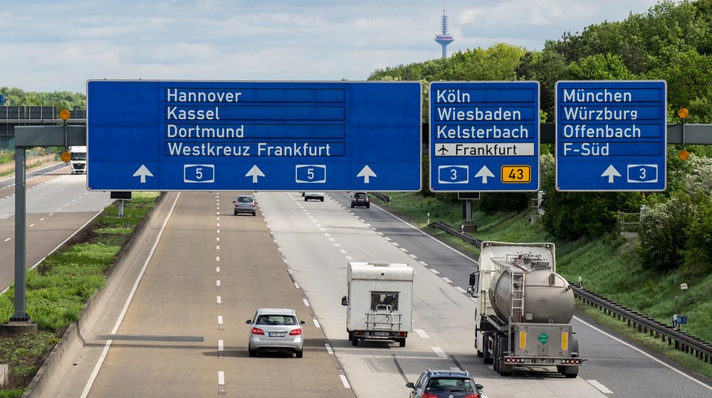 Німеччина переходить на безпаперовий електронний накладний.