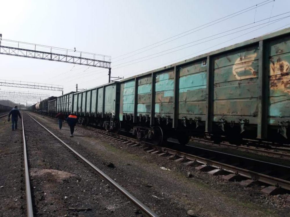 Україна зупинила відправку до РФ 20 вагонів із прокатом чорних металів
