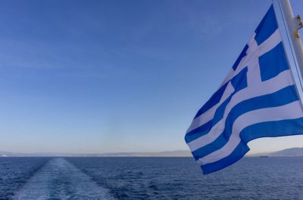 Греція допомагає РФ обходити санкції у постачанні нафти