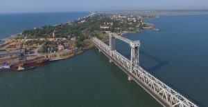 Войска РФ в четвертый раз обстреляли мост через Днестровский лиман