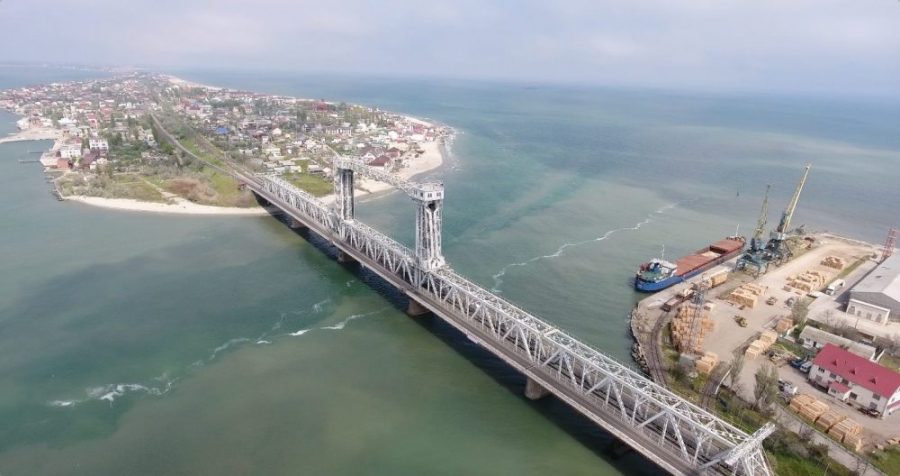 «Думська»: активіст запропонував вирішення проблеми пошкодженого мосту через Дністровський лиман
