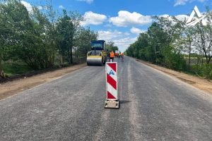 В Одесской области восстанавливают участок дороги Н-33
