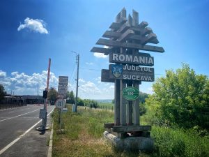 На кордоні з Румунією відкриють два пункти пропуску для вантажівок