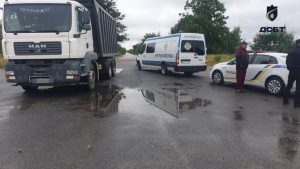 В Житомирской области задержан грузовик с превышением веса на 90%