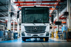 Daimler Truck розпочинає серійне виробництво електровантажівки Mercedes-Benz eEconic