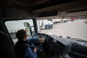 Литва: до конца года перевозчики не смогу нанимать водителей из третьих стран
