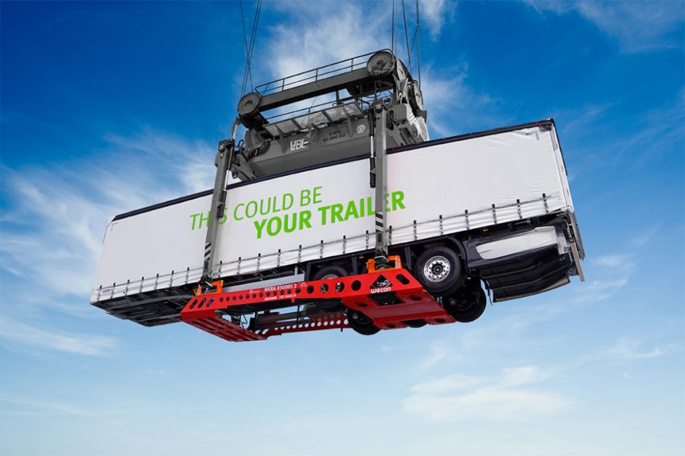 TX Logistics представила нову систему для завантаження напівпричепів на залізничну платформу