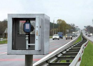 На дорогах України встановили додаткові камери автофіксації порушень