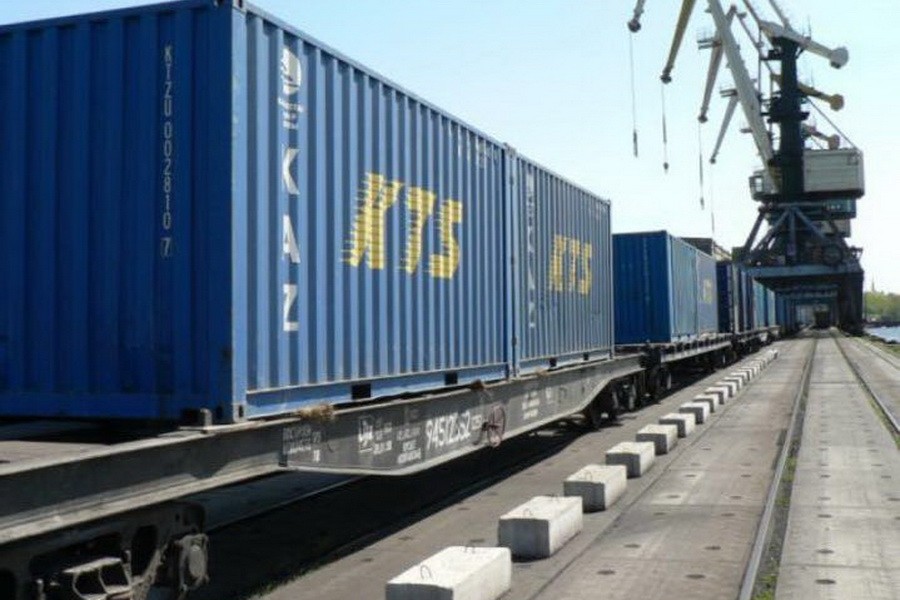 КТЖ повысит стоимость перевозки грузов и порожних вагонов