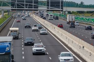 Італія: на автомагістралі A4 побудують дві нові парковки для вантажівок, що охороняються.