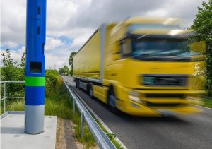 Німеччина: підвищення плати за проїзд вантажівок наступного року скасовується?