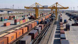 Перевозки грузов по железной дороге из Китая в Европу выросли на 30%