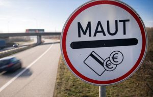 Германия все же повысит плату за проезд для грузовиков с начала 2023 года