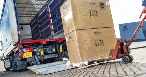 У Німеччині розглядають заборону на участь водіїв вантажівок у вантажно-розвантажувальних роботах