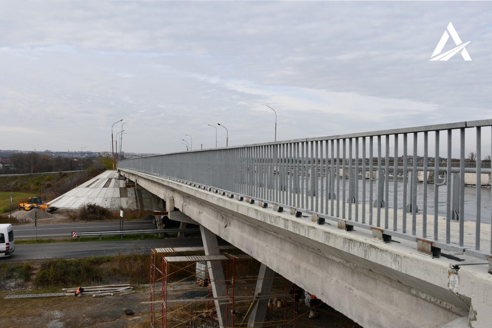 Норвегія відправить до України 10 мостів