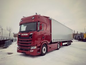 В Україні з'явився найновіший тягач Scania Super