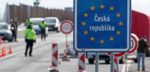 Чехия продлевает контроль на границе со Словакией