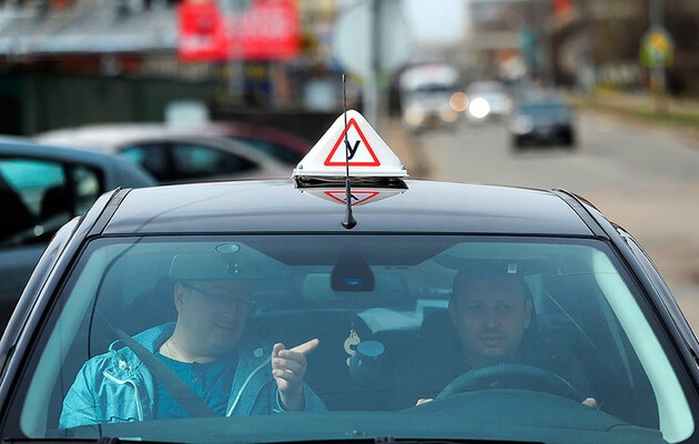 В Украине меняется процедура выдачи водительских удостоверений