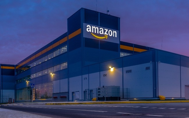 Amazon и IRU объединяют усилия для решения глобальных проблем автотранспорта