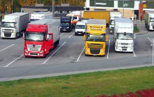 IRU закликає створити велику мережу стоянок для вантажівок.