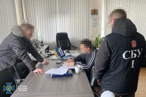 Чиновники АМПУ украли 90 млн гривен