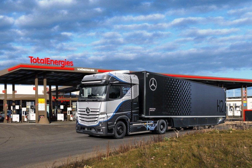 TotalEnergies та Air Liquide планують спільно побудувати в Європі велику мережу водневих заправок для вантажівок