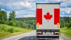 Канада выделила десятки миллионов долларов на обучение и набор новых дальнобойщиков