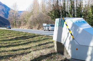 Франція: на автодорозі встановили радар, який штрафує водіїв просто так
