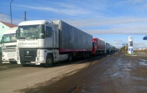 Е-очередь: приоритетное пересечение границы для грузовиков со скоропортящимися товарами
