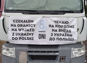 Польський водій розповів про «нескінченну» чергу на кордоні з Україною