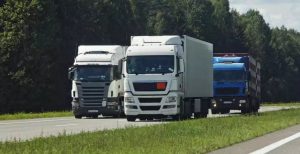 Польша: Сенат одобрил постановление о запрете на обгон грузовиков на скоростных автомагистралях