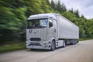 Daimler тестує eActros 600 для далеких перевезень