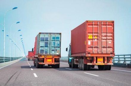 Польша: Министерство инфраструктуры готовит поправки к ПДД, касающиеся обгона грузовиков