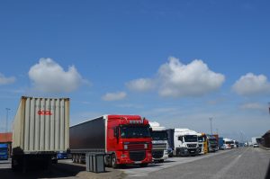 Дания: за одну ночь полиция собрала штрафов за еженедельный отдых в грузовике более чем на 200 тыс. евро