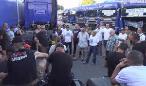 Все більше водіїв, які страйкують у Грефенхаузені, оголошують голодування