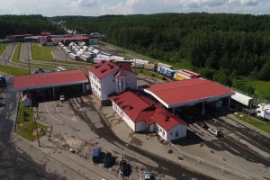 Митники РБ звинувачують литовських колег у затримці оформлення вантажів