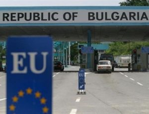 Болгарія забороняє в'їзд автомобілів з російською реєстрацією