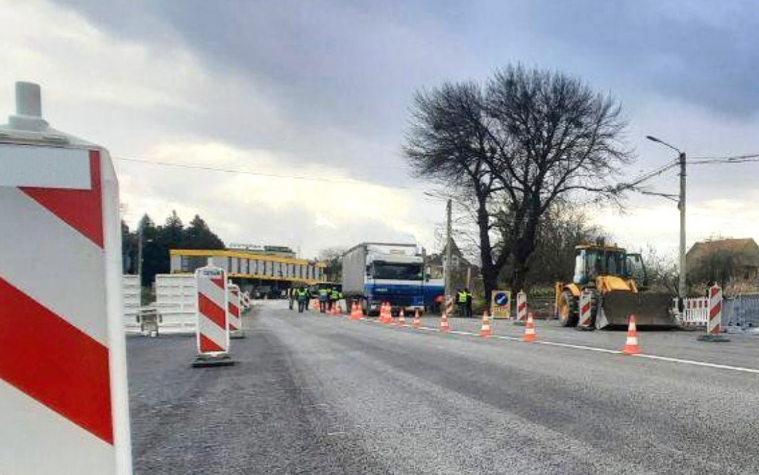 Открыто движение для транспорта через мост на автодороге М-06-07