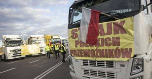 ЗМІ: до протестів на кордоні України можуть бути причетні спецслужби РФ