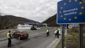 Після попереднього страйку словацькі перевізники загрожують повним блокуванням кордону з Україною
