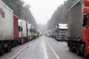 Митниця РБ: черга вантажівок білорусько-польською ПП досягла критичних позначок