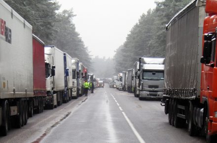 Митниця РБ: черга вантажівок білорусько-польською ПП досягла критичних позначок