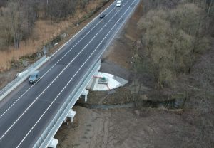 Триває ремонт ділянки дороги М-21, що веде до кордону з Молдовою