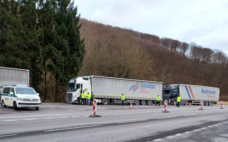 Словакия: дорожные инспекторы проверяют водителей из третьих стран