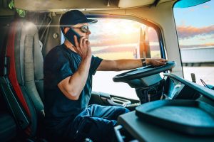 Бельгія: один із регіонів запроваджує тимчасове позбавлення прав за використання телефону під час водіння