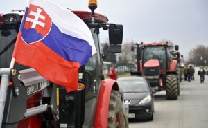 Словаччина: фермери перекрили рух транспорту, не виключено, що перевізники розпочнуть свій протест