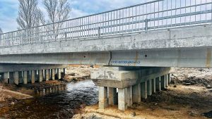 В Киевской области восстановили мост через реку Жерева