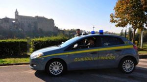 Италия: перевозчика оштрафовали на 250 тысяч евро за незарегистрированных сотрудников